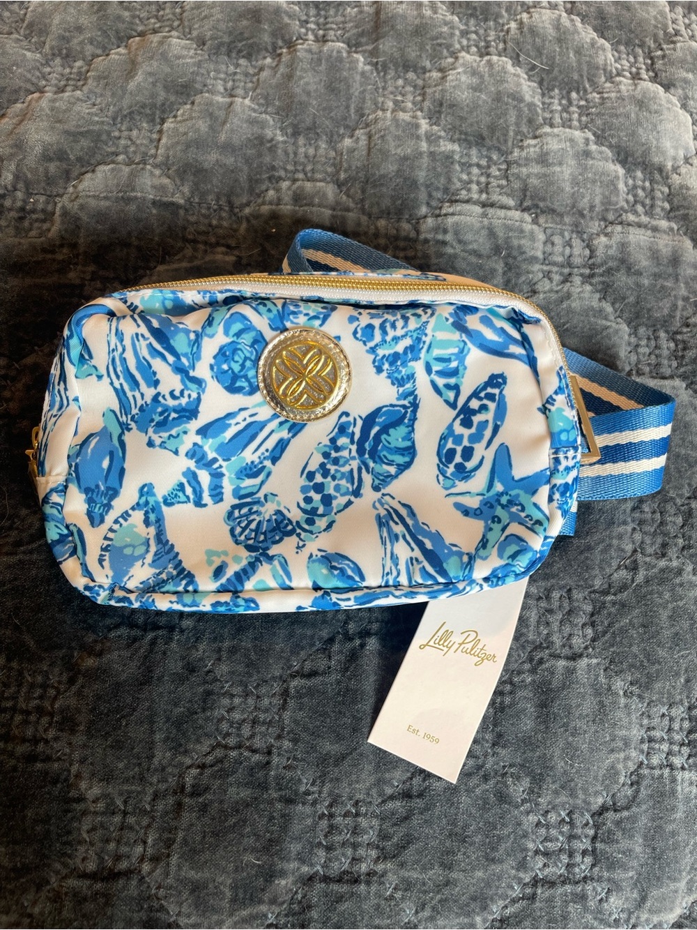 Lilly Pulitzer Blue and White Shell-Print Crossbody Pouch